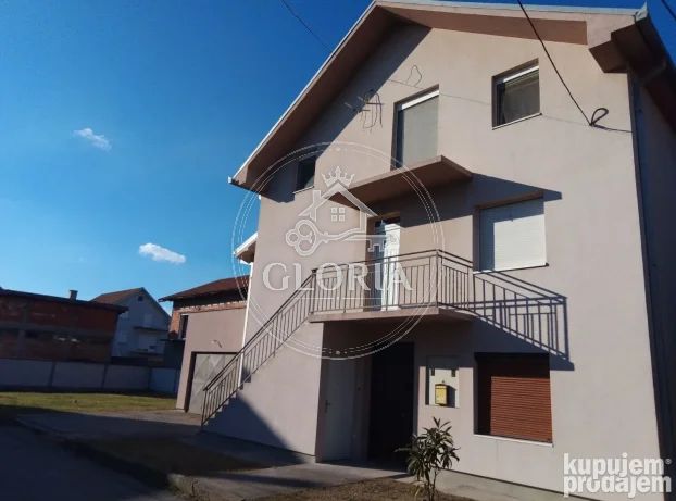 Трёхкомнатная квартира, 80 м², Палилула