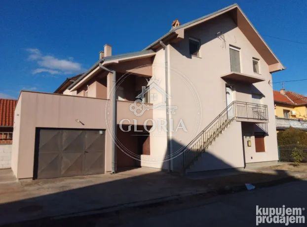 Трёхкомнатная квартира, 80 м², Палилула, фото 2