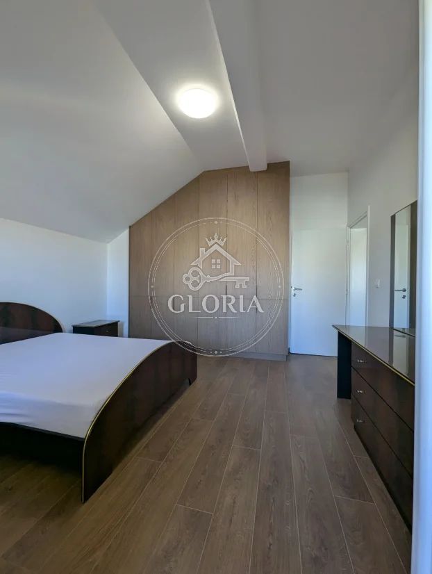 Четырёхкомнатная квартира, 95 м², Сурчин, фото 13