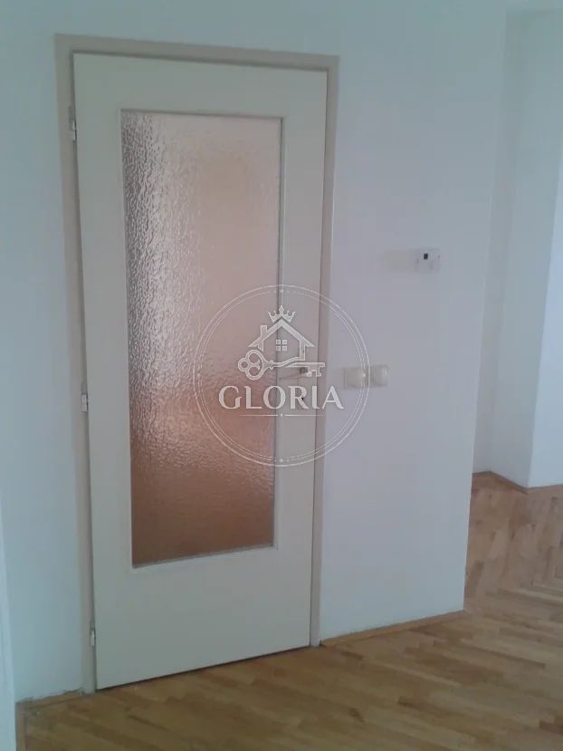 Трёхкомнатная квартира, 75 м², Звездара, фото 11