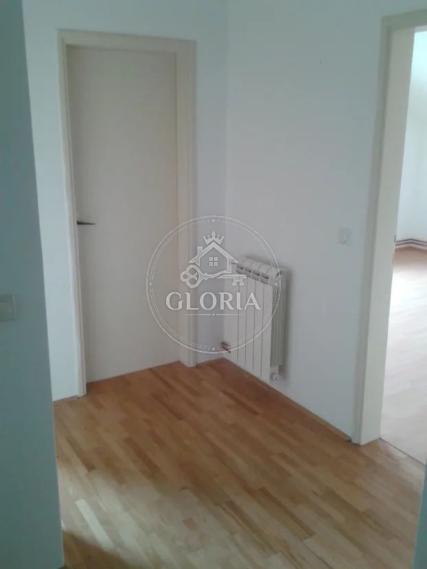 Трёхкомнатная квартира, 75 м², Звездара, фото 6