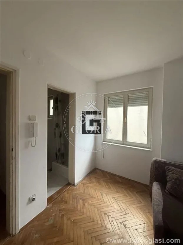 Двухкомнатная квартира, 76 м², Врачар, фото 7