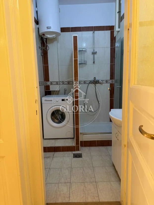 Трёхкомнатная квартира, 70 м², Старый город, фото 8