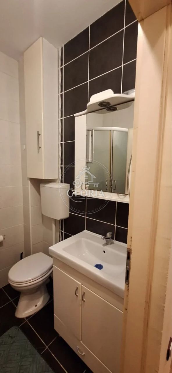 Трёхкомнатная квартира, 52 м², Палилула, фото 12