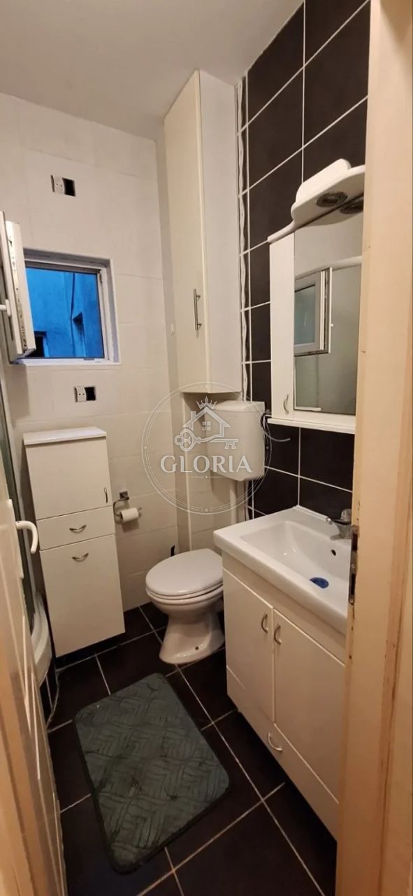 Трёхкомнатная квартира, 52 м², Палилула, фото 9