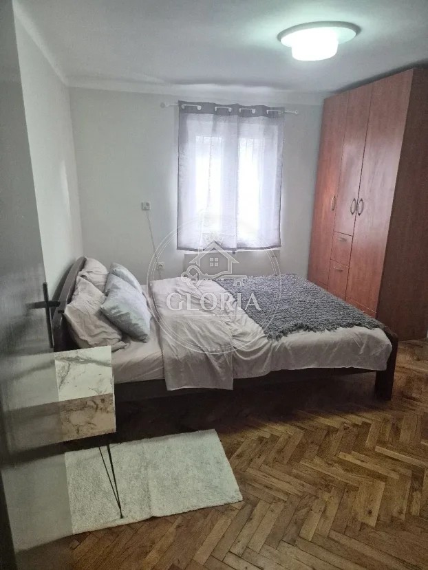 Двухкомнатная квартира, 38 м², Звездара, фото 4