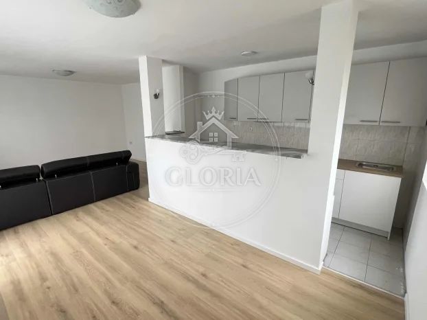 Трёхкомнатная квартира, 85 м², Раковица, фото 6