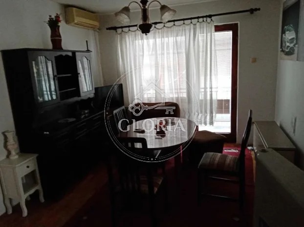 Двухкомнатная квартира, 45 м², Звездара, фото 2
