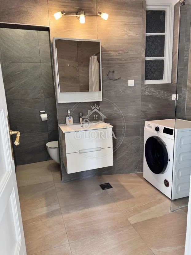 Трёхкомнатная квартира, 86 м², Старый город, фото 3