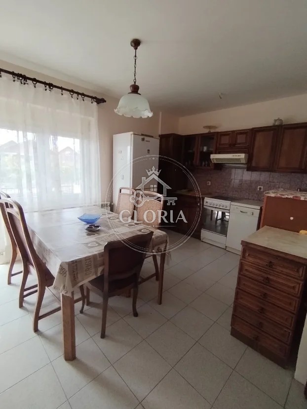 Трёхкомнатная квартира, 70 м², Палилула, фото 2