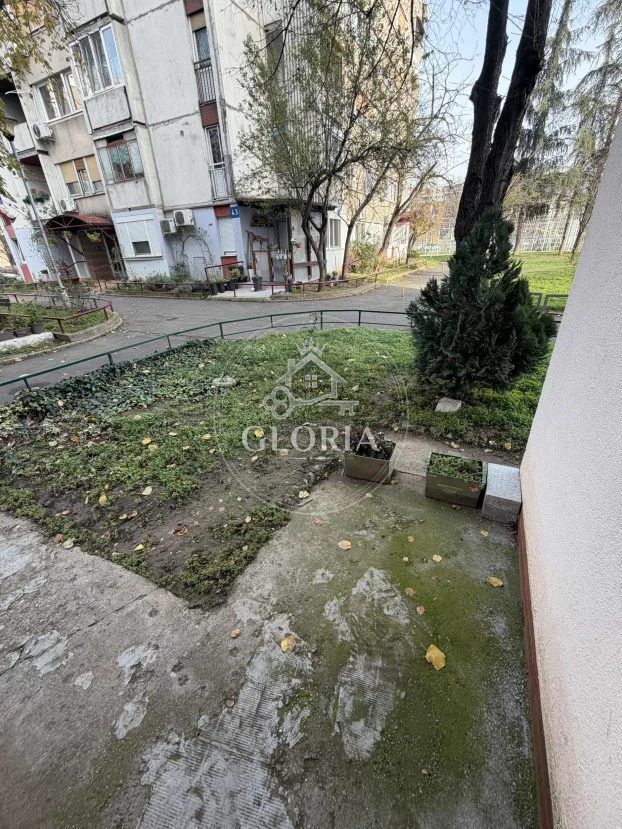 Трёхкомнатная квартира, 74 м², Блок 70 (kineski тржни centar), Новый Белград, фото 6