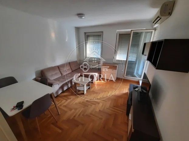 Двухкомнатная квартира, 50 м², Новый Белград, фото 2