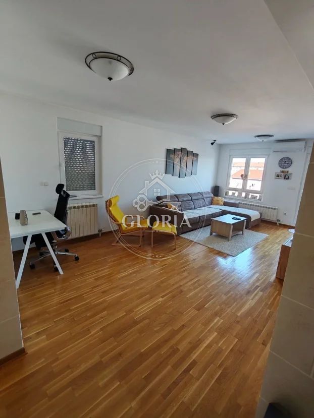 Трёхкомнатная квартира, 80 м², Борча, Палилула, фото 3