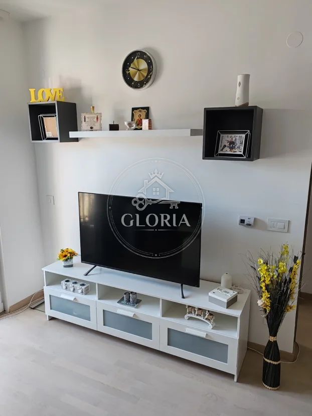 1,5-комнатная квартира, 37 м², Мириево, Звездара