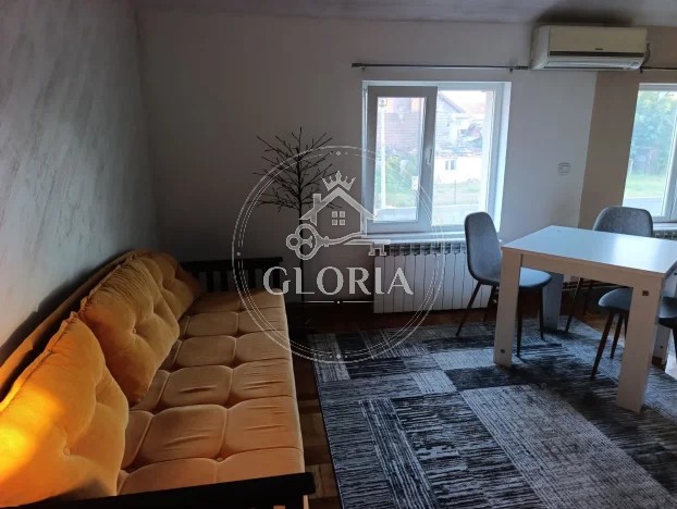 2,5-комнатная квартира, 70 м², Земун, фото 2