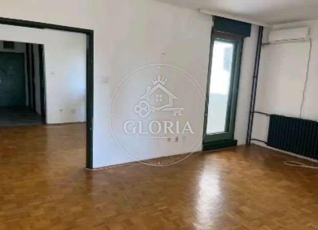 Трёхкомнатная квартира, 88 м², Раковица, фото 4