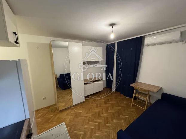 Студия, 30 м², Беле воде, Чукарица, фото 2