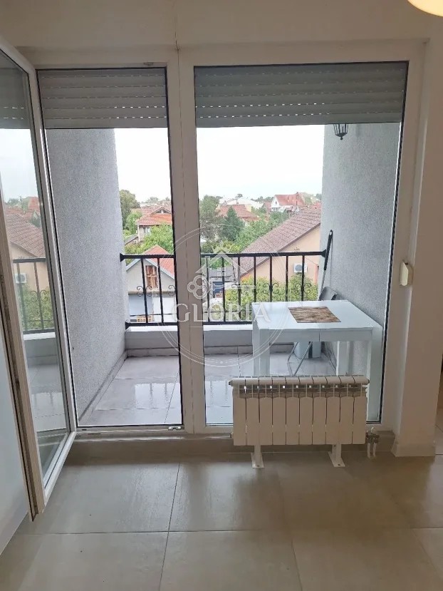 Двухкомнатная квартира, 50 м², Земун, фото 4