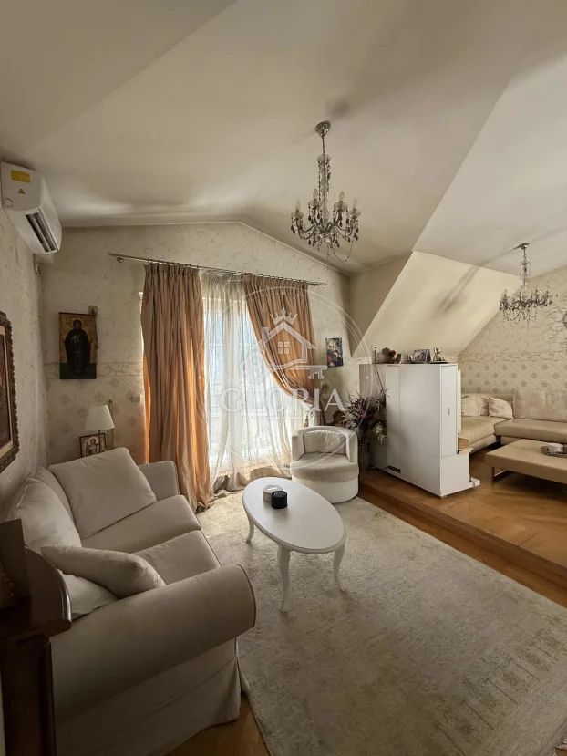Двухкомнатная квартира, 77 м², Звездара