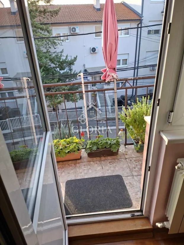 Трёхкомнатная квартира, 70 м², Баново брдо, Чукарица, фото 5