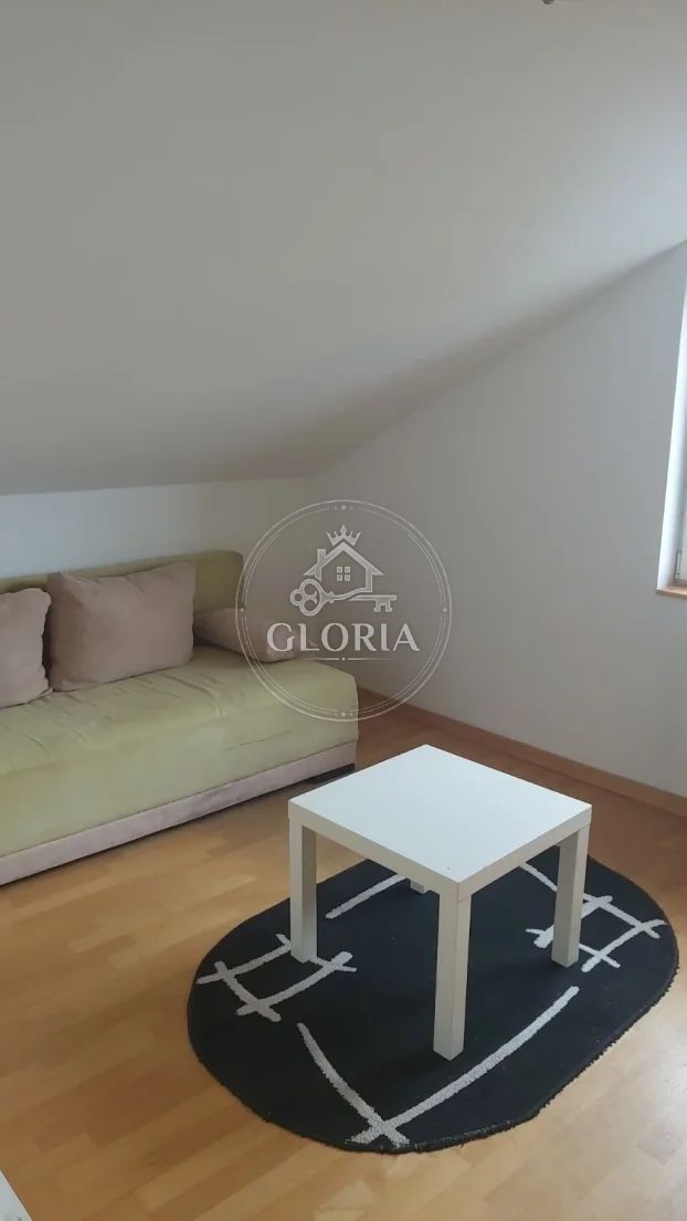 Двухкомнатная квартира, 48 м², © ОпенСтреетМап цонтрибуторс, Раковица, фото 11