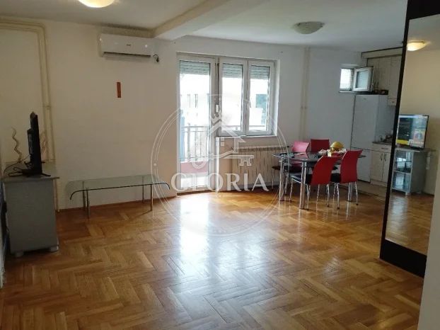 3,5-комнатная квартира, 80 м², Вождовац