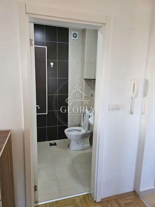 1,5-комнатная квартира, 42 м², Земун, фото 11