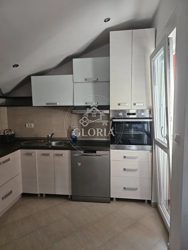 1,5-комнатная квартира, 42 м², Земун, фото 9
