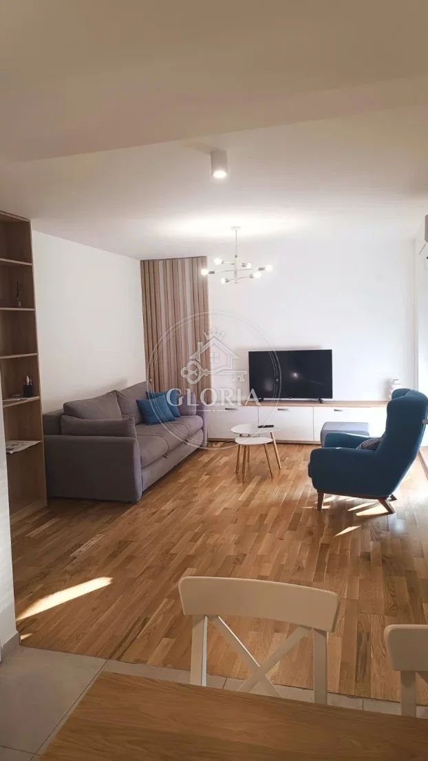 Двухкомнатная квартира, 54 м², Звездара