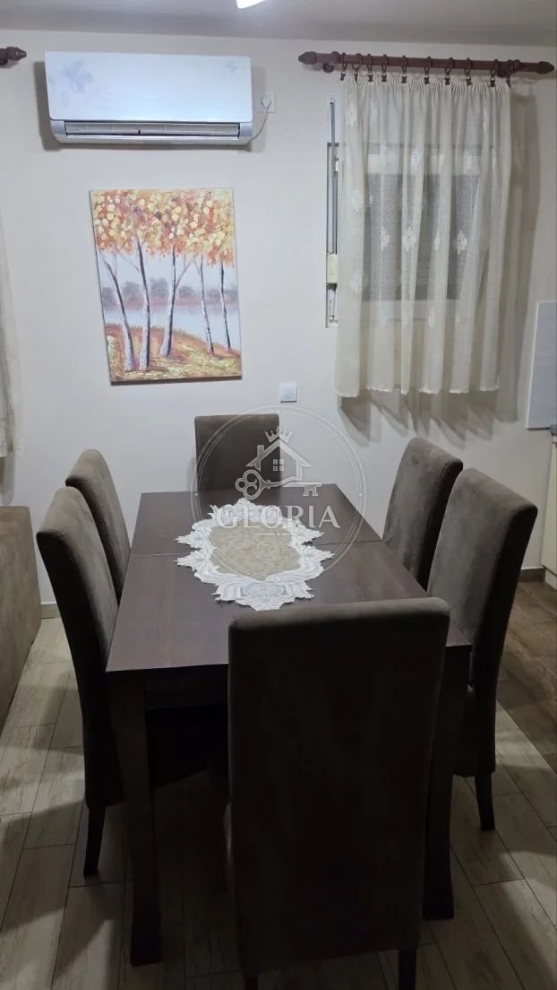 Трёхкомнатная квартира, 63 м², Земун, фото 6
