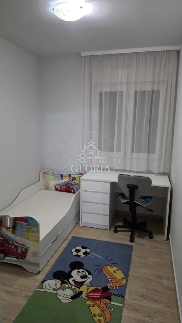 Трёхкомнатная квартира, 63 м², Земун, фото 9