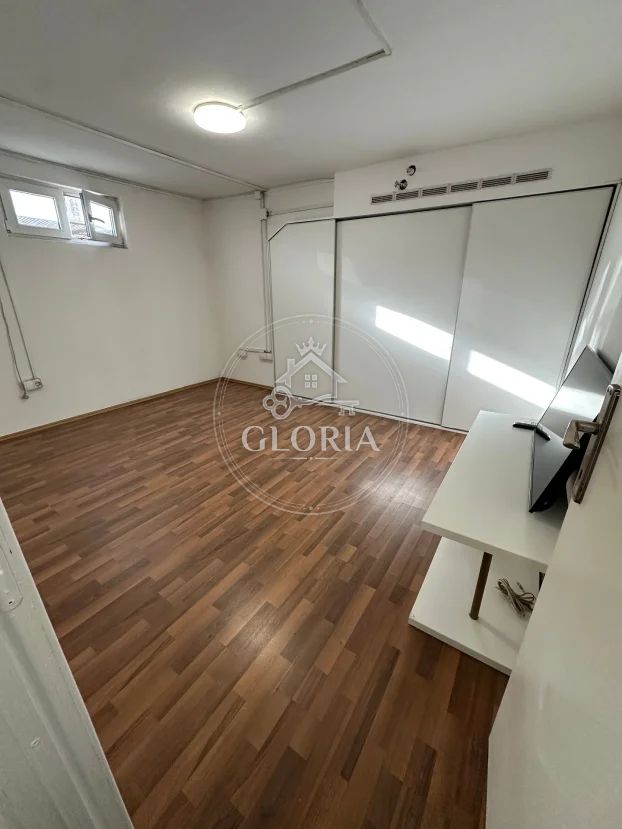 Двухкомнатная квартира, 43 м², Савски-Венац, фото 2