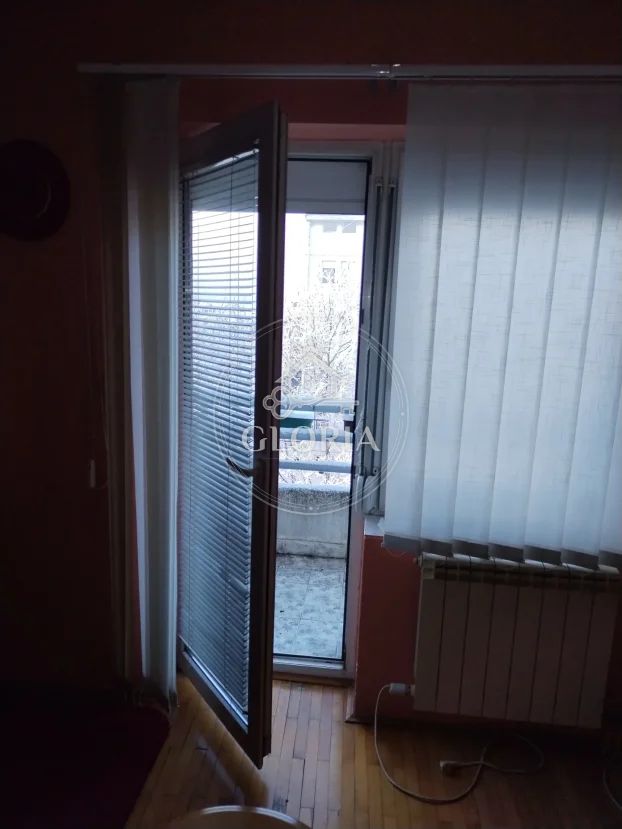 Однокомнатная квартира, 45 м², Жарково, Чукарица, фото 5
